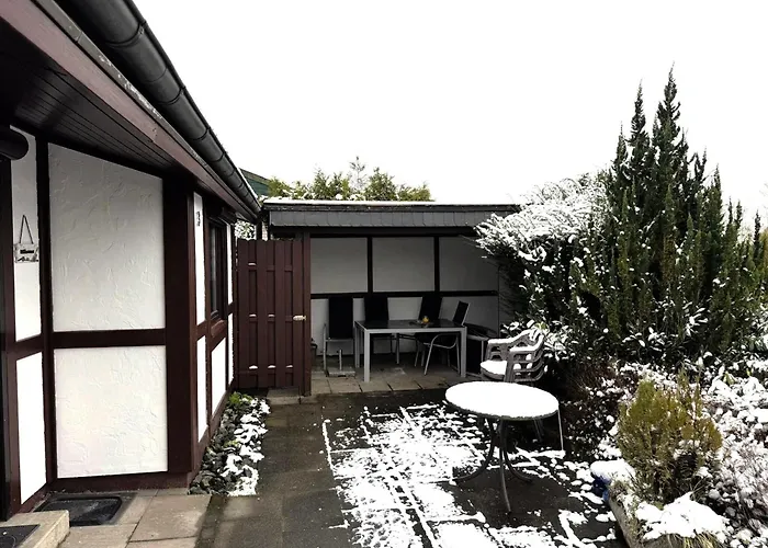 Frisch Renoviertes In Meschede-hennesee Feriehus *