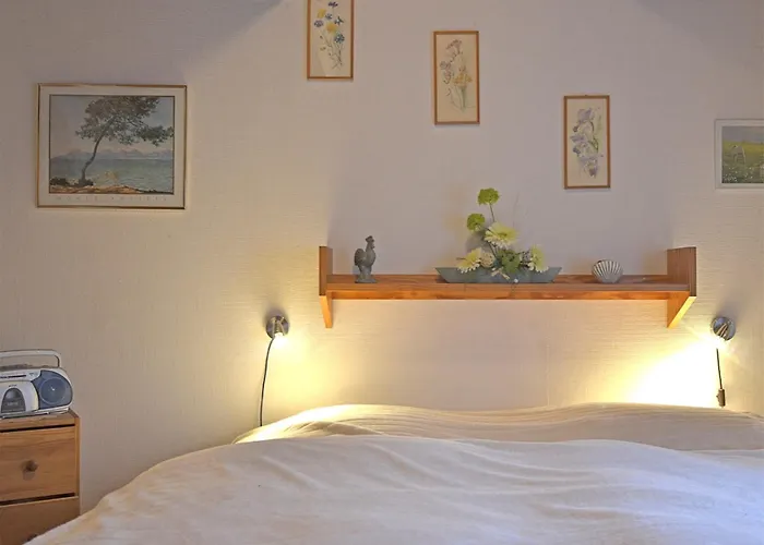 Frisch Renoviertes In Meschede-hennesee * Meschede